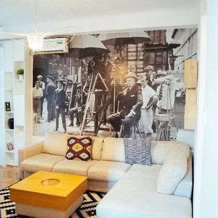 Alba Apartment On Calea Victoriei Bucarest Extérieur photo