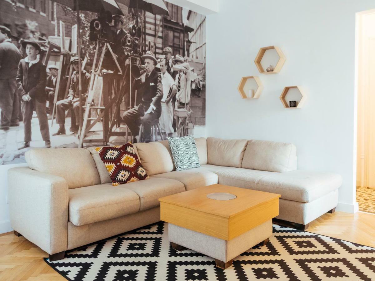Alba Apartment On Calea Victoriei Bucarest Extérieur photo