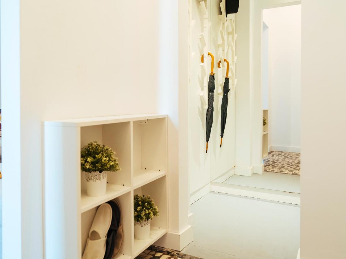 Alba Apartment On Calea Victoriei Bucarest Extérieur photo